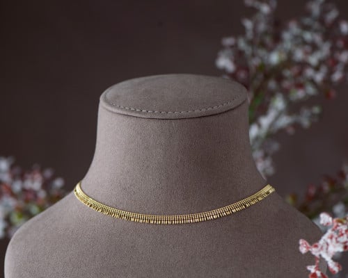 تشوكر ذهب عيار 18