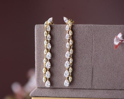 حلق ذهب عيار 18