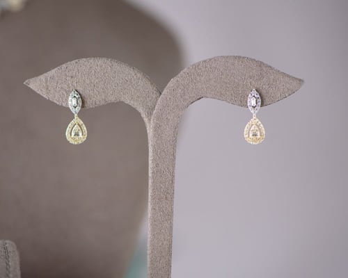 طقم ذهب عيار 18