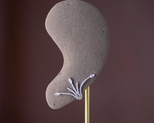 حلق متسلق فاخر ذهب أبيض عيار 18