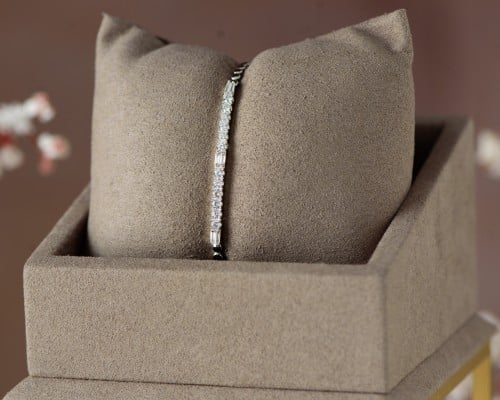 سوارة ذهب أبيض عيار 18