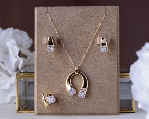 نصف طقم ذهب عيار 18