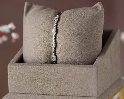 سوارة ذهب أبيض عيار 18