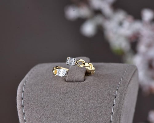 خاتم ذهب عيار 18 تصميم ألماس