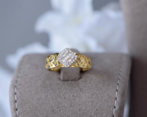 خاتم ذهب عيار 18