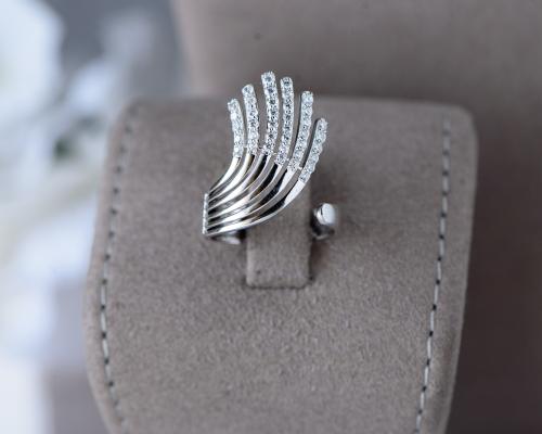 خاتم ذهب أبيض عيار 18