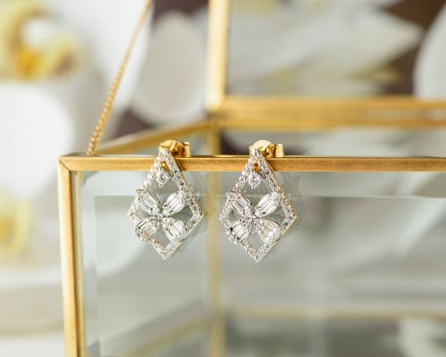 حلق ذهب عيار 18