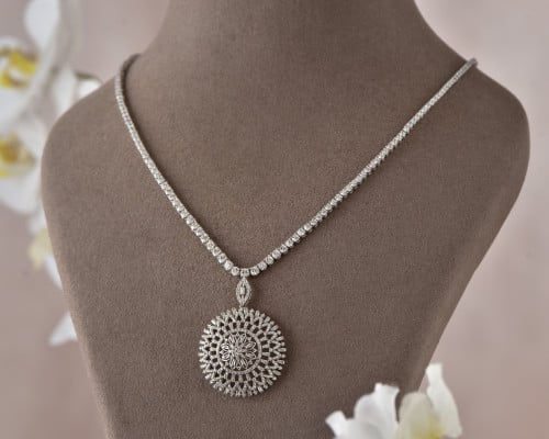 سبحة Tennisملكية فاخرة من الذهب عيار 18