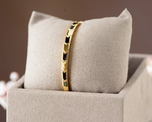 سوارة ذهب عيار 18