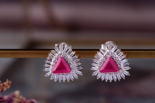 حلق تصميم ألماس فاخر