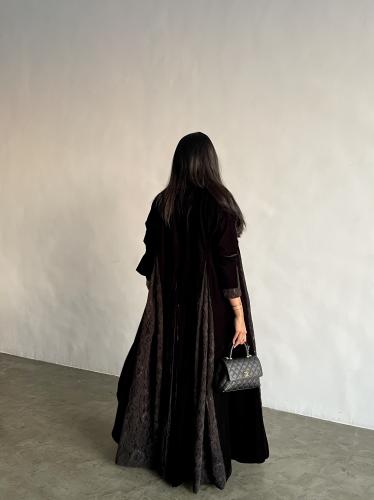 W27