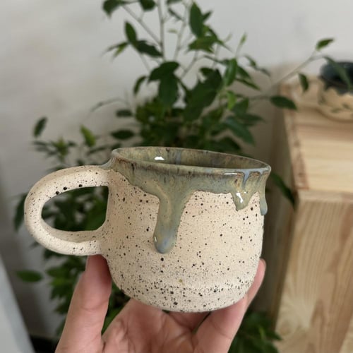 كوب خزف اخضر