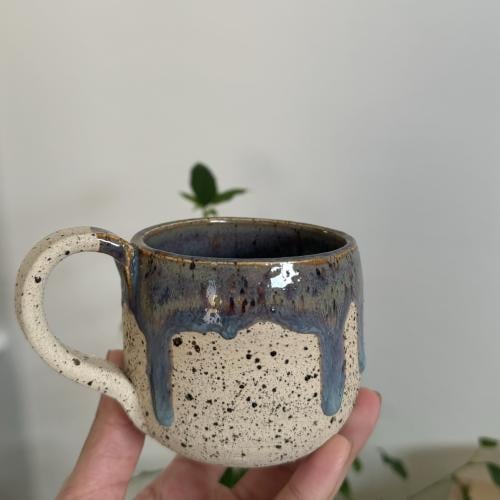 كوب خزف ازرق