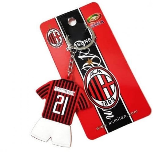 ميدالية نادي ايسي ميلان ابراهيموفيتش