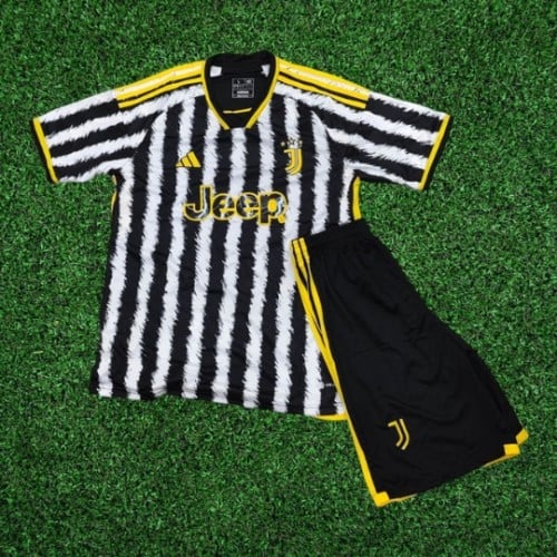 تيشيرت يوفنتوس الاساسي 2023-2024