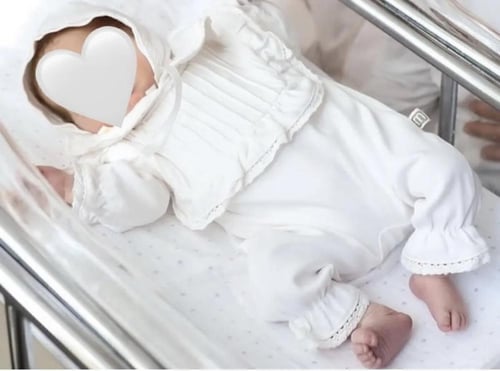 طقم استقبال مواليد فاخر | مناسب للجنسين والأولاد