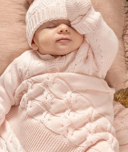 طقم مواليد شتوي وردي