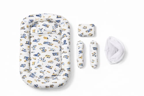 مهد حديثي الولادة مع وسائد دعم وناموسية