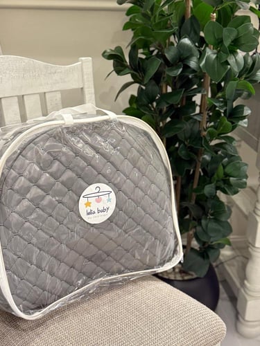 سرير متنقل جلد رمادي مناسب للجنسين