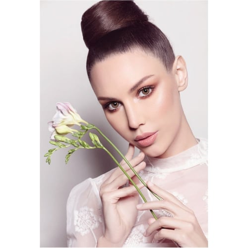 عدسات ديفا - لاتيه