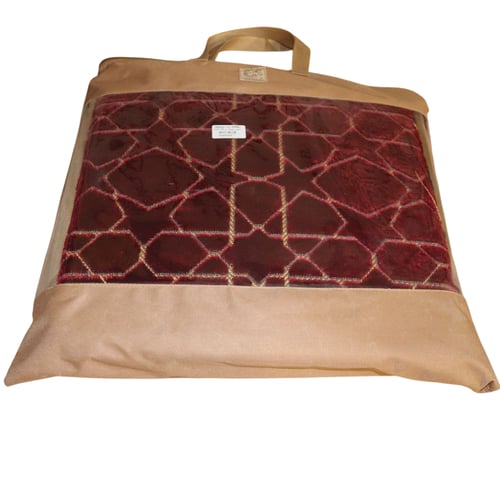 سجادة صلاة مع مسند احمر نجمة م 55*155 سم