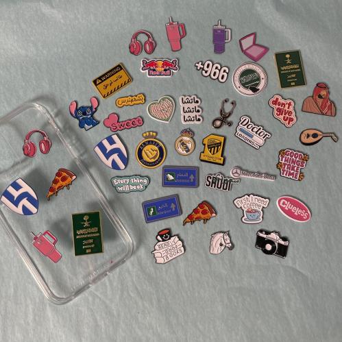 غلاف ايفون مع ستيكرات حديد