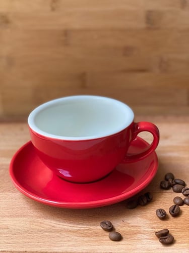 كوب لاتيه سيراميك مع الصحن 250 مل لون أحمر