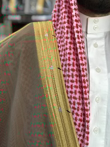 بشت رجالي ملكي رسمي لون زيتي غامق دقة ملكيه قماش ص...