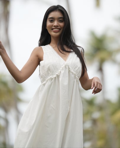 مجموعة عباره عن روب مع داخلي انيق