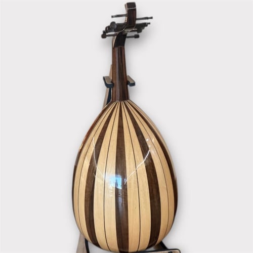 عود سوري تقليدي بخامات فاخرة وصوت شرقي أصيل