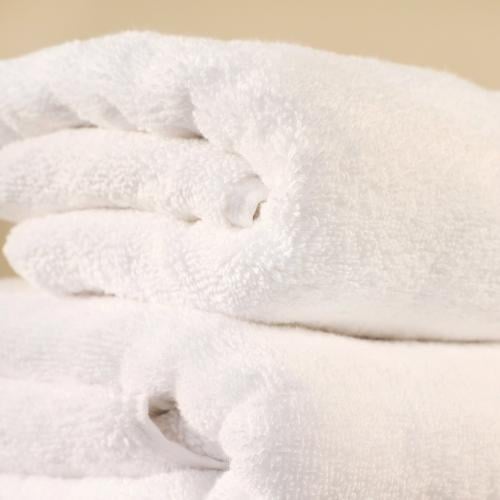 منشفة استحمام فندقية