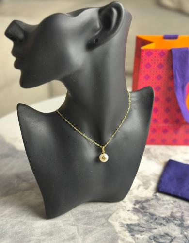 Tory Burch Necklace Pearl with Logo