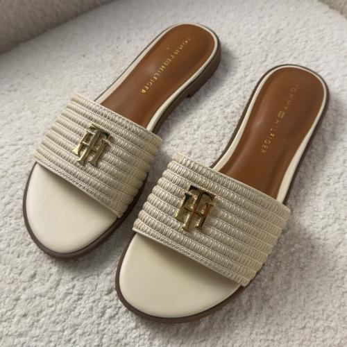 Tommy Hilifiger Slipper White Colour