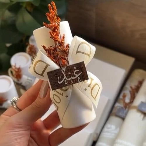 بكج 36 قطعة (12 سجادة+12 عطور+12 عطور)