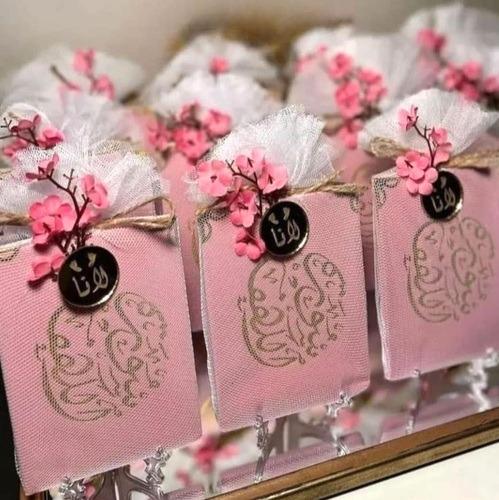 درزن(12 قطعة) من توزيعات مصحف سورة الكهف منسق بالش...