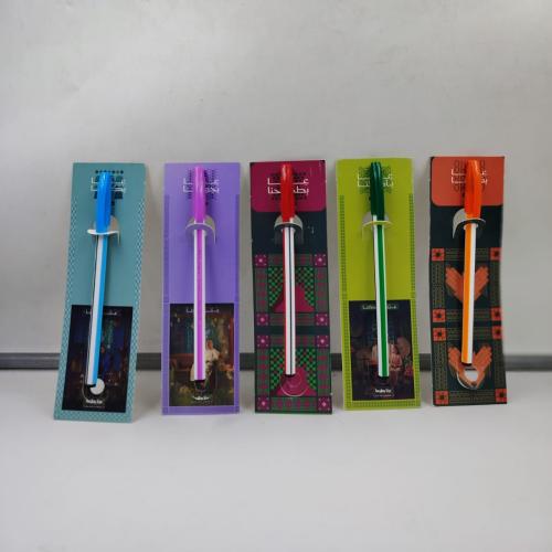 درزن 12 كرت مع أقلام ثيم اليوم الوطني