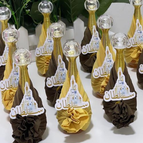 درزن 12 عطر تنسيق الاسم
