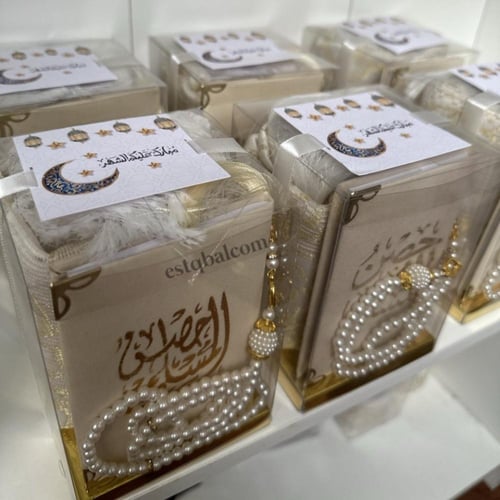 6 علب سجاد مع سورة البقرة وسبحة