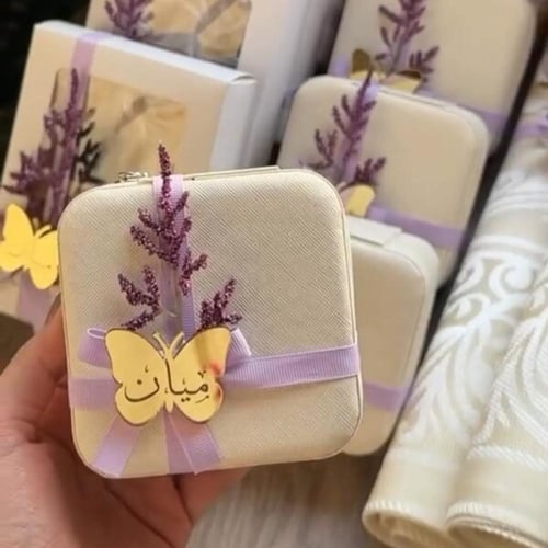 بكج 36 قطعة (12 سجادة+12 عطور+12 شنط اكسسوار)