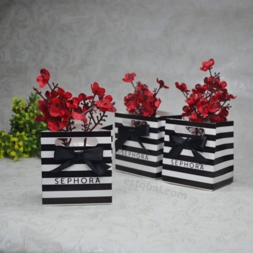 كيس سيفورا مع تولة مسك او مناكير