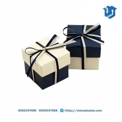 علب هدايا صغيرة بغطاء