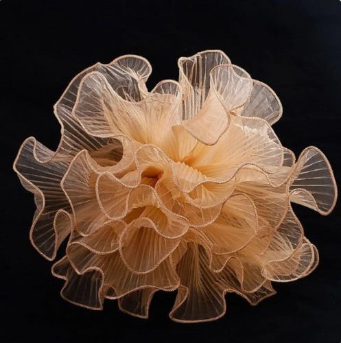 تغاليف ورد قماش ملون