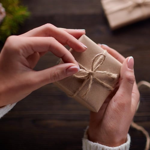 خيط خيش للتغليف الهدايا