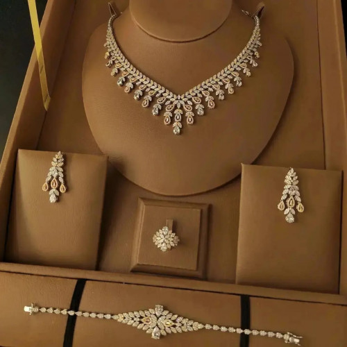 طقم مجوهرات زيركون عالي الجودة 240