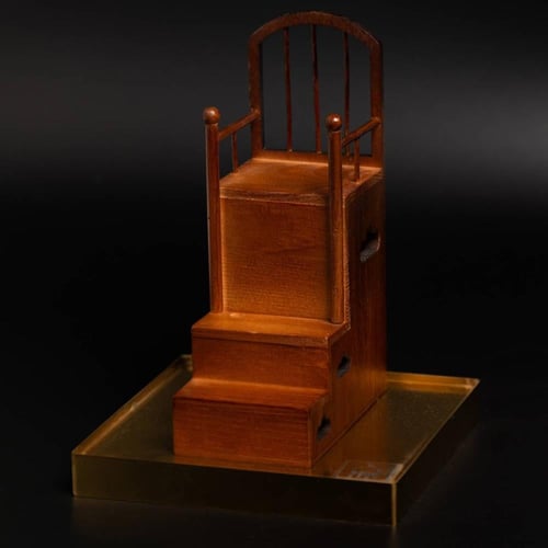 تحفة تذكارية لأعظم منبر