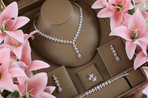 طقم دقة الالماس - ابيض