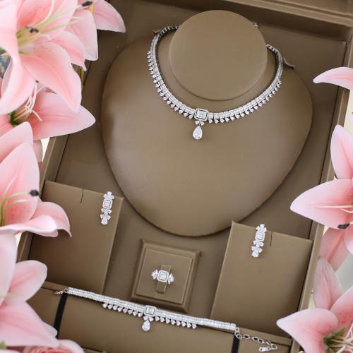 طقم مميز ناعم