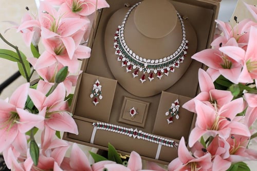 اخضر واحمر دقه الالماس