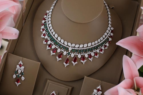 اخضر واحمر دقه الالماس