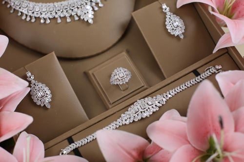 طقم دقة الالماس